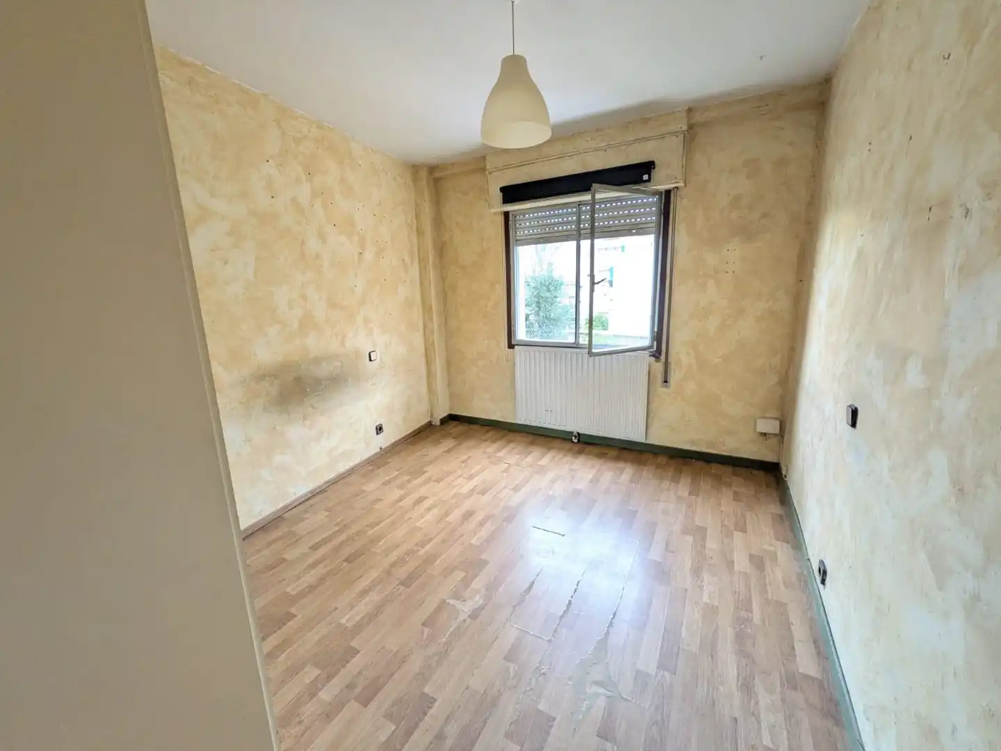 Habitación de Piso en venta en Coslada con Terraza y Trastero
