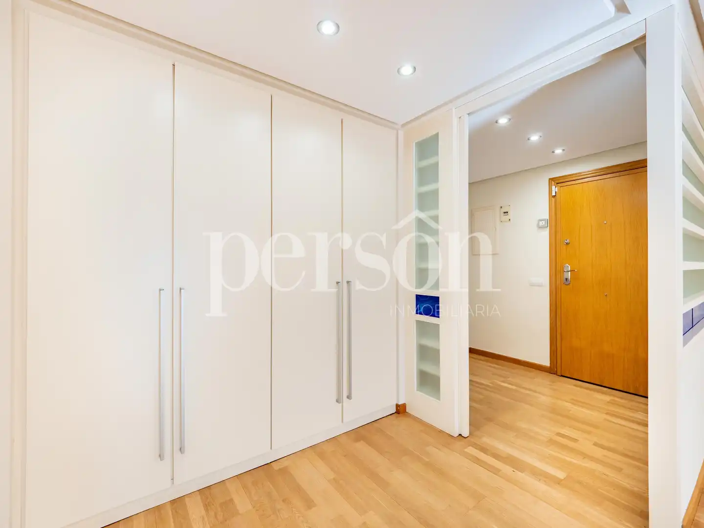 Flat with terrace for sale in Extramurs, imagen 4