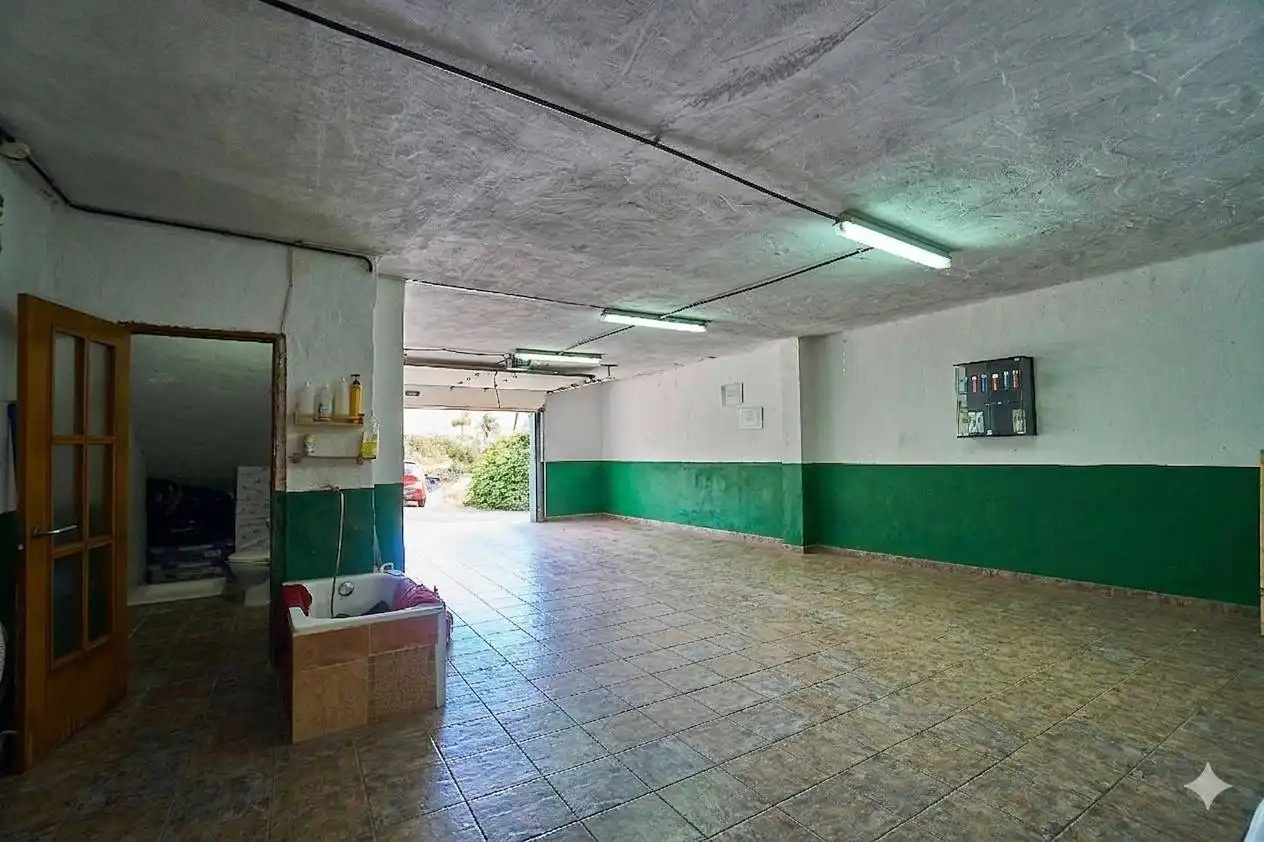 Casa adosada en venda en Las Palmas de Gran Canaria amb Jardí privat, Terrassa i Traster