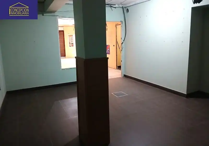 Local comercial de lloguer a Poniente-Sur, imagen 3