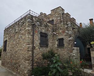 Vista exterior de Casa o xalet de lloguer en Sant Joan de Mollet amb Terrassa