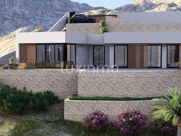 Xalet amb piscina en venda a Monte Solana