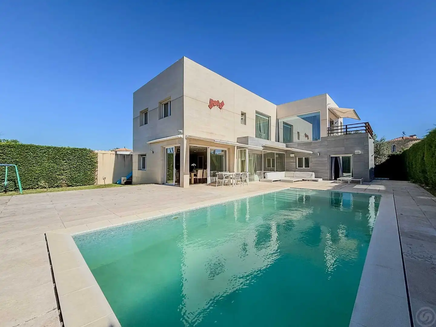 Piscina de Casa o xalet en venda en Empuriabrava amb Aire condicionat, Calefacció i Terrassa