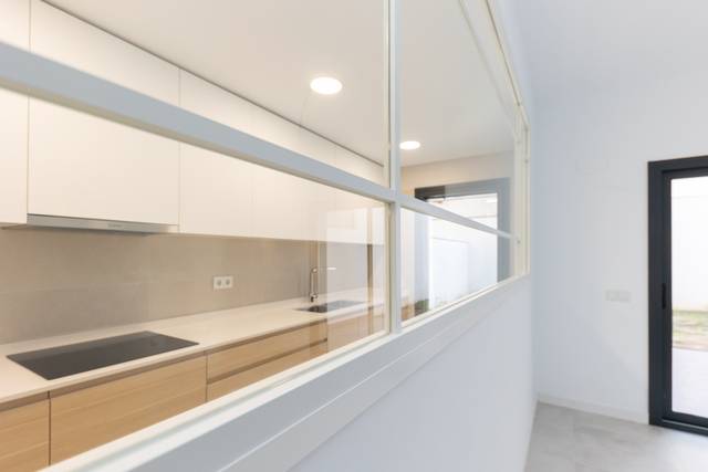Planta baja en Venta en Carrer de Domènec Martí i Julià en Centre