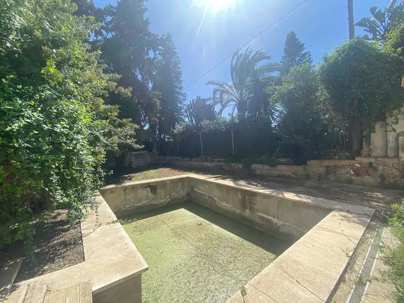 Chalet con piscina en venta en Nueva, imagen 2