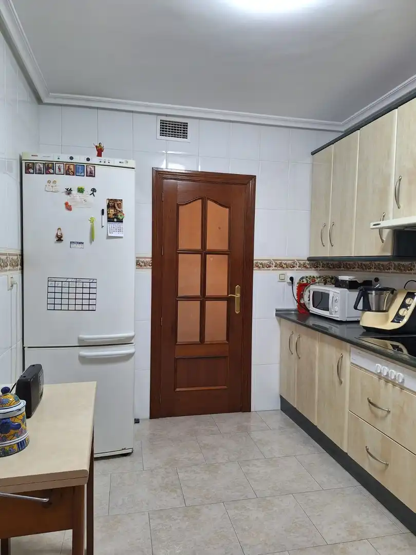 Kitchen of Flat for sale in Linares  with Air Conditioner, Heating and Storage room