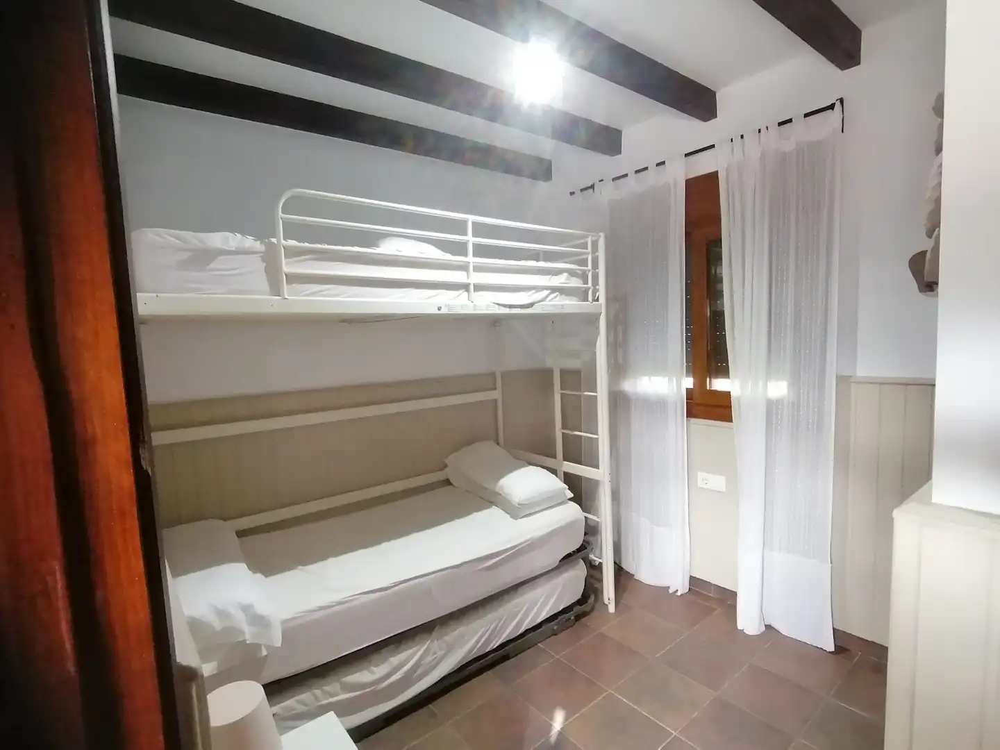 Habitación de Casa o chalet en venta en Chiclana de la Frontera con Trastero, Piscina y Horno