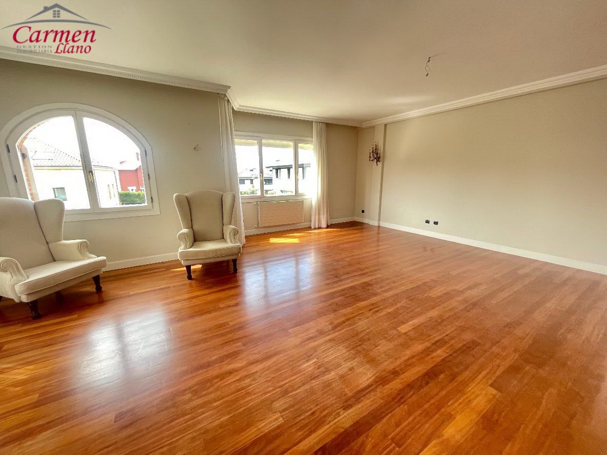 Living room of Flat for sale in Getxo   with Heating and Storage room