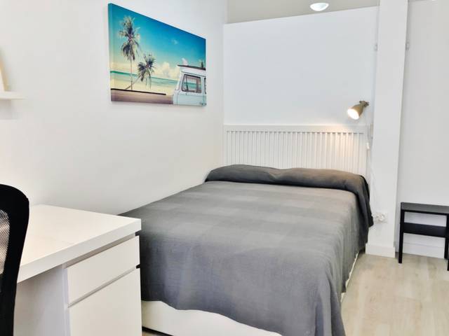 Piso en Venta en Calle de Juan Montalvo en Ciudad Universitaria