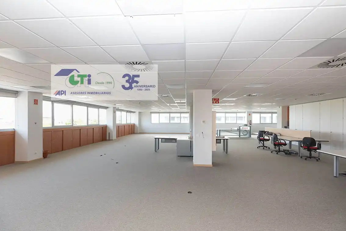 Office space to rent in C/Bari, imagen 20