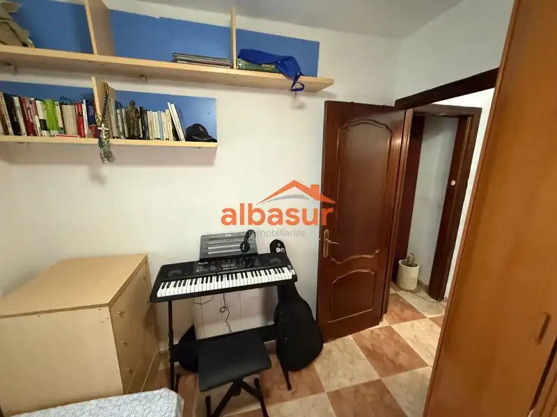 Flat for sale in Sureste