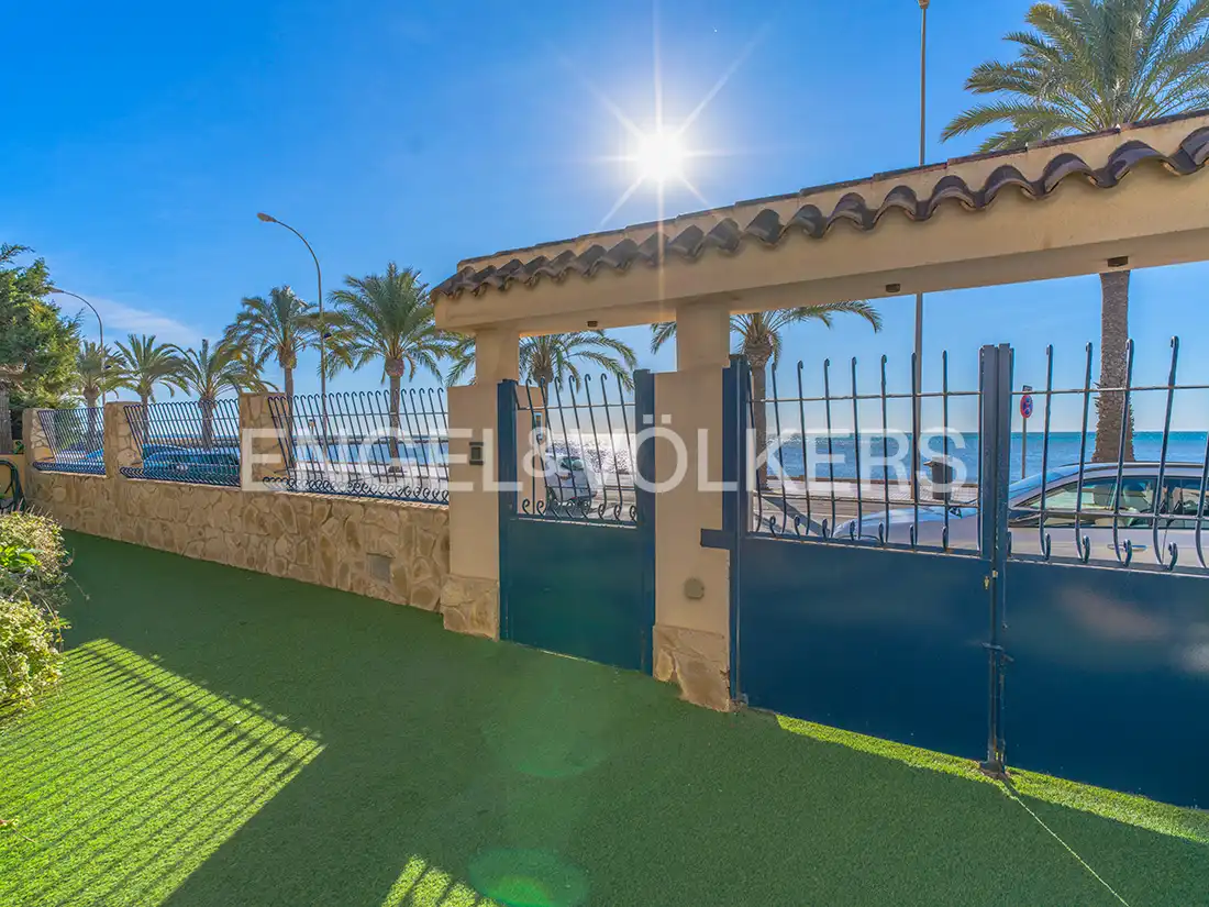 Casa o xalet en venda a Avenida Santiago Bernabéu, Calas Santiago Bernabéu