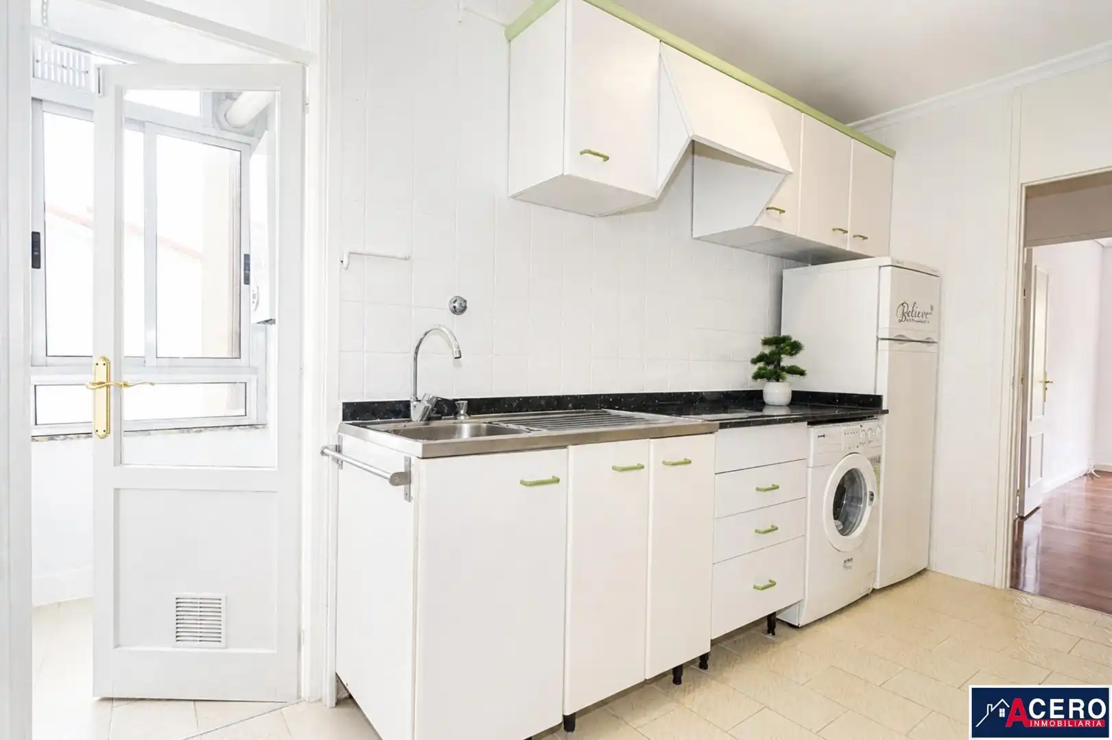 Cocina de Piso en venta en Santander con Calefacción y Parquet