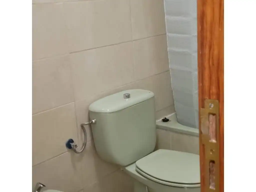 Baño de Piso en venta en El Rosario con Terraza y Piscina