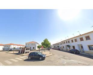 Exterior view of Single-family semi-detached for sale in Olivenza  with Air Conditioner and Terrace