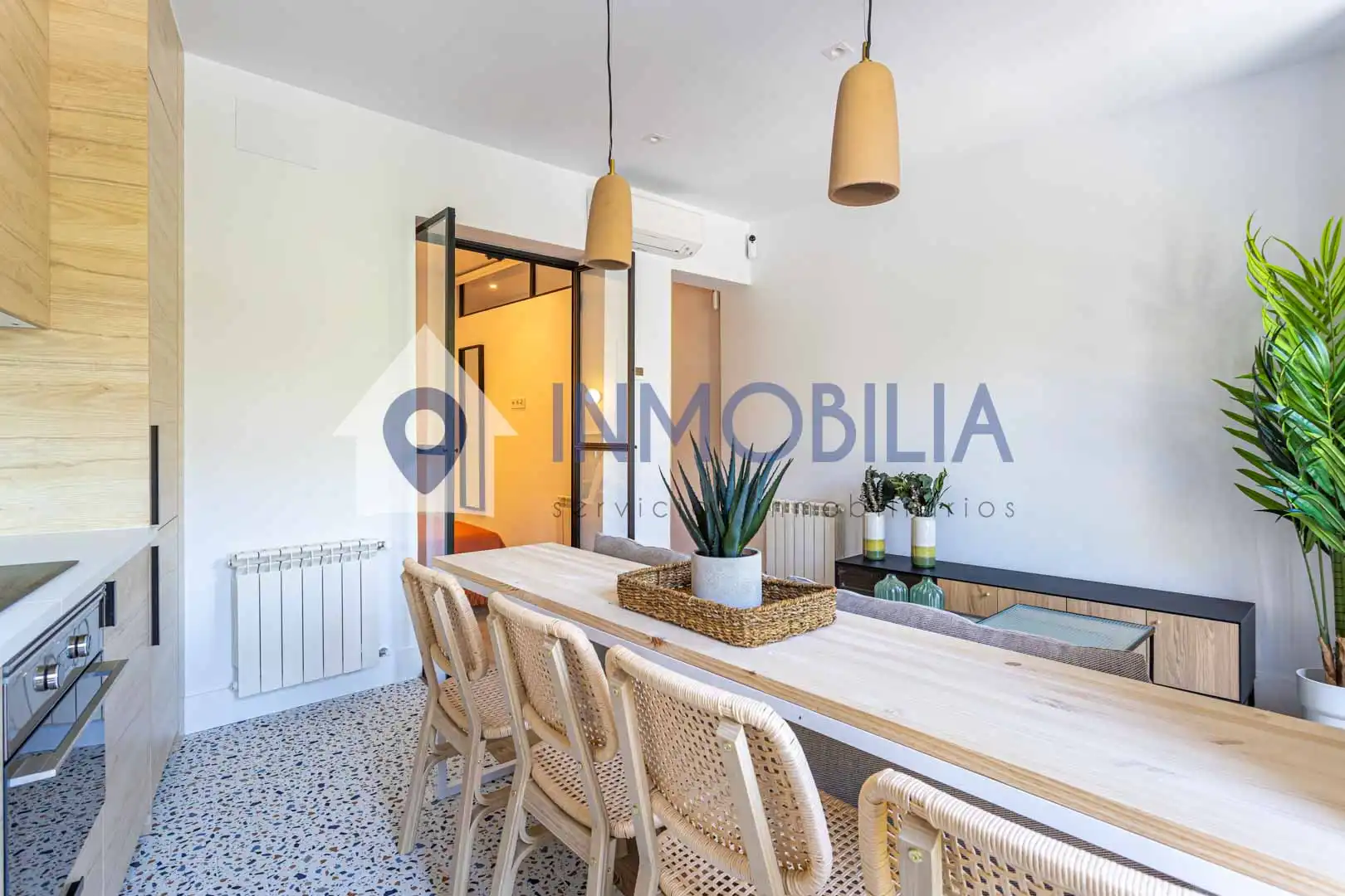 Außenansicht von Wohnung zum Verkauf in Madrid mit Klimaanlage und Heizung