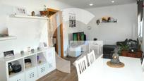 Living room of Flat for sale in El Prat de Llobregat  with Air Conditioner, Heating and Oven