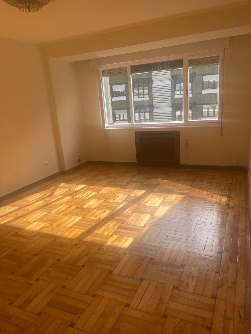 Living room of Flat to rent in Oviedo   with Heating, Parquet flooring and Terrace