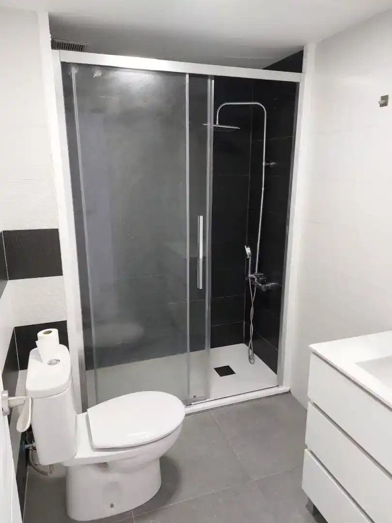 Baño de Piso de alquiler en San Luis de Sabinillas