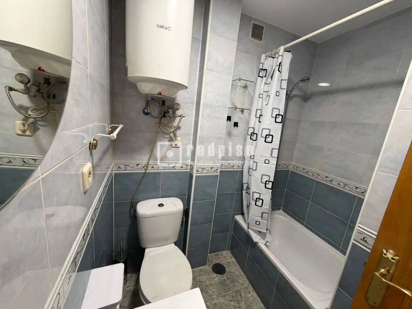 Bany de Pis de lloguer en Carabanchel