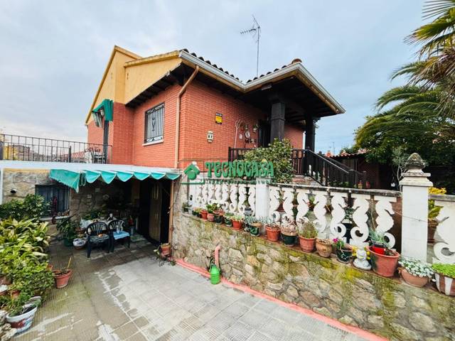 Casa-chalet en Venta en Méntrida