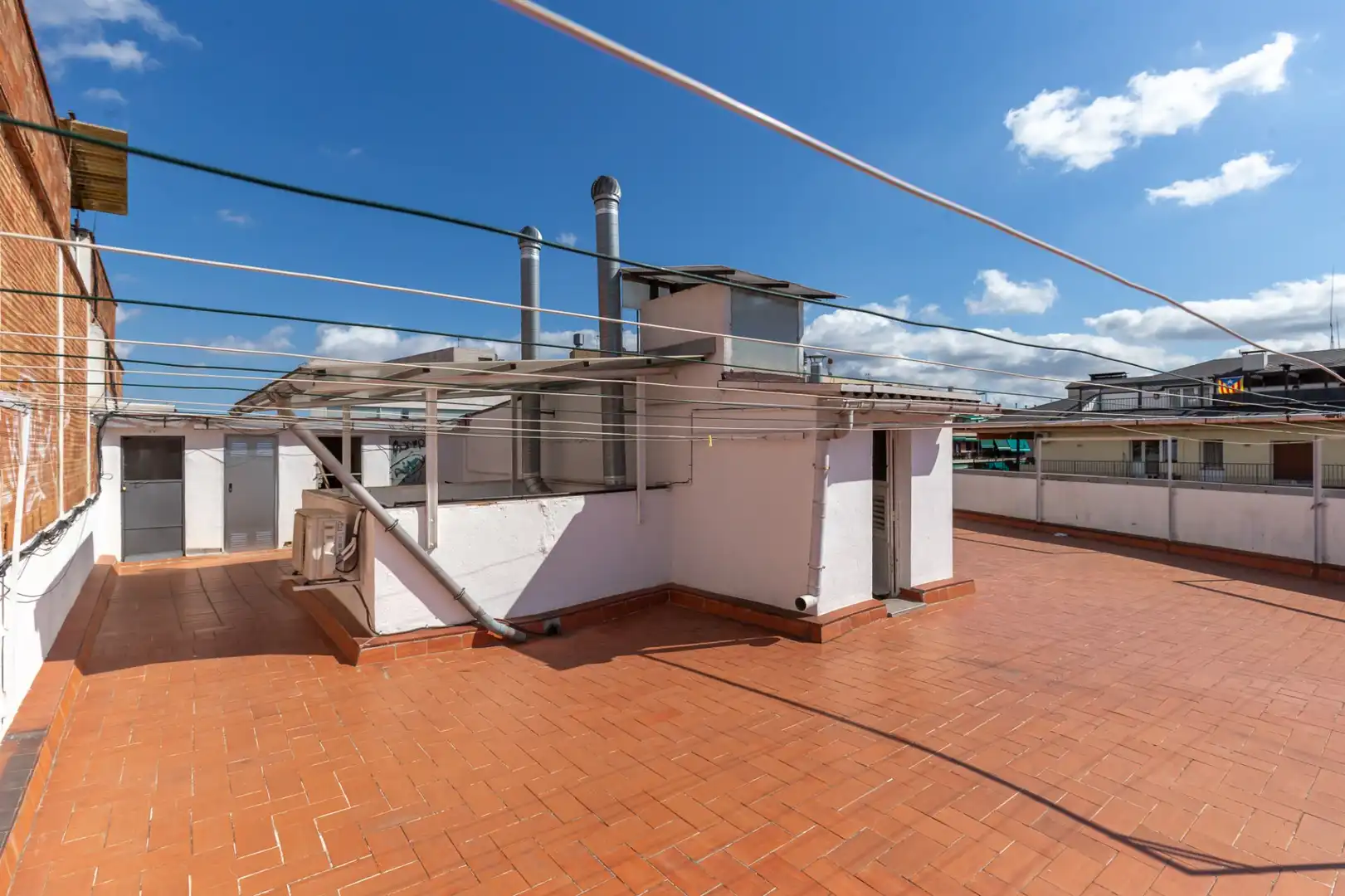 Terraza de Piso en venta en Sant Cugat del Vallès con Calefacción, Balcón y Alarma