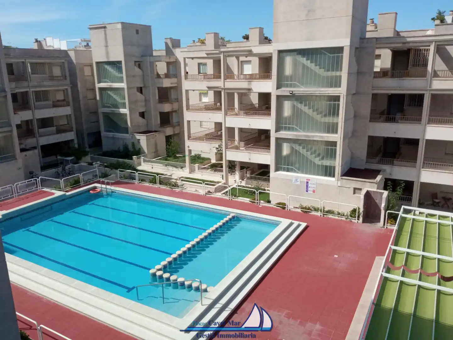 Swimming pool of Attic for sale in Cambrils  with Air Conditioner, Heating and Terrace