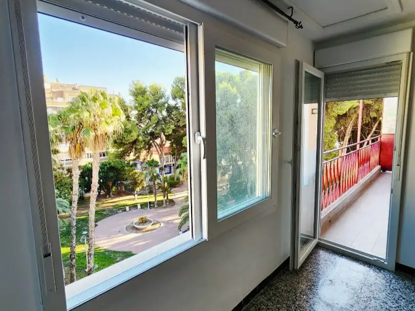 Piso de alquiler en Calle Navarra, 9, Plaza Castelar - Mercado Central