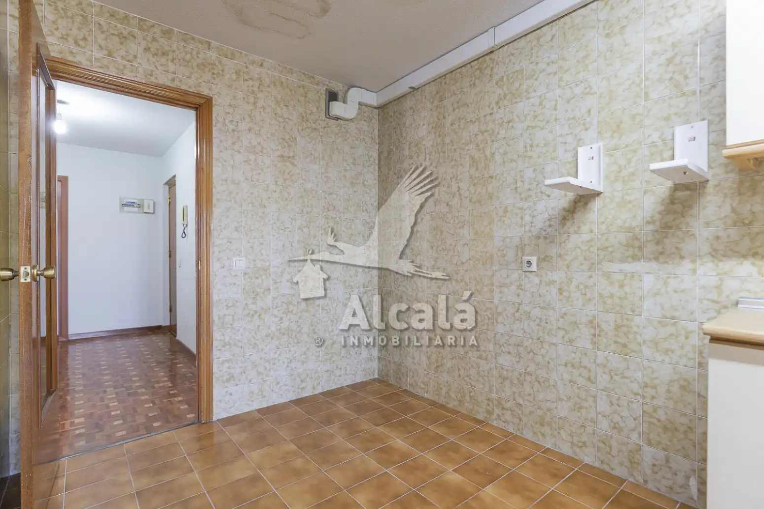 Piso en venta en Alcalá de Henares con Calefacción, Parquet y Terraza