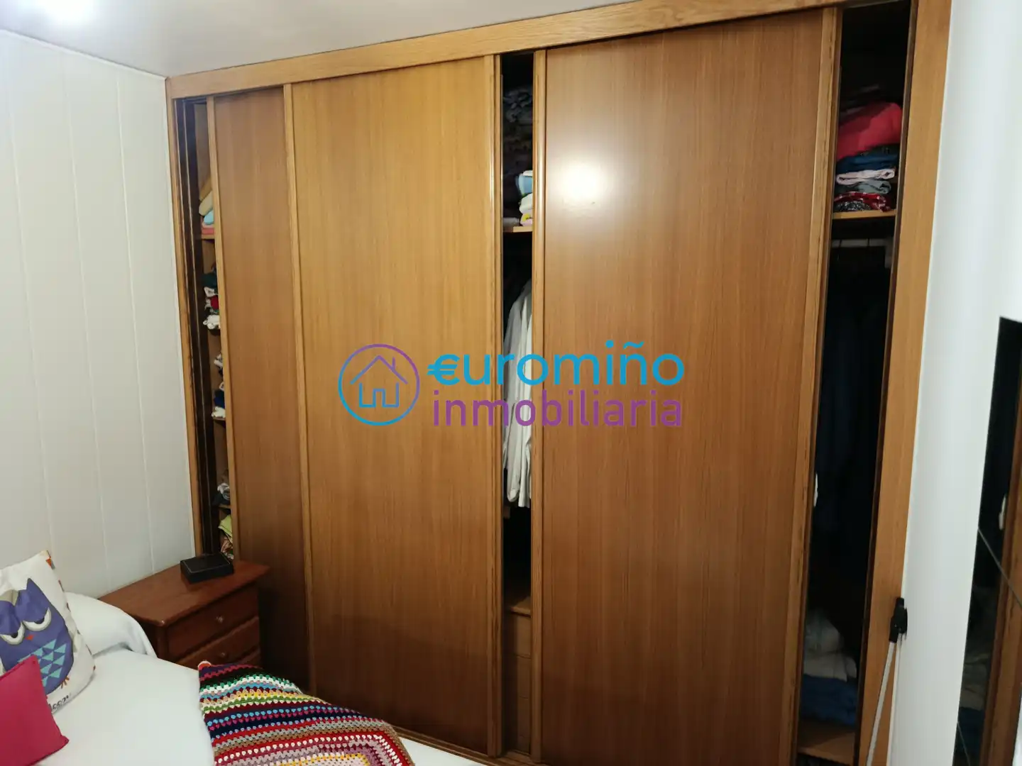 Casa adosada en venta en Rúa das Coutadas, Salgueira - O Castaño