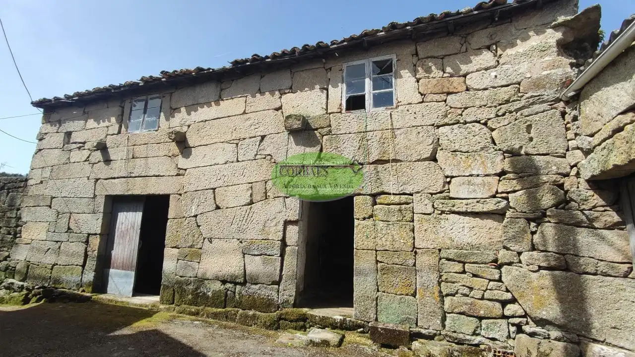 Casa con jardín en venta en Allariz, imagen 2