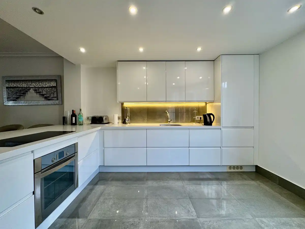 Cocina de Casa adosada en venta en Marbella con Aire acondicionado, Jardín privado y Terraza