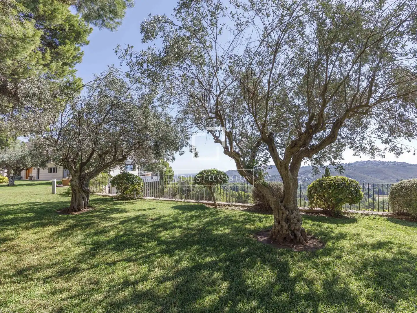 Jardí de Casa o xalet en venda en Rocafort amb Aire condicionat, Calefacció i Jardí privat