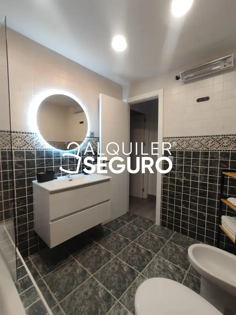 Badezimmer von Wohnung zur Miete in Mijas mit Terrasse, Schwimmbad und Möbliert