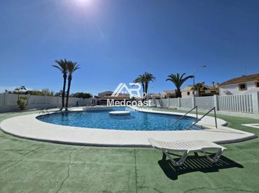 Maisonette mit Pool zum Verkauf in Juan Sebastian Elcano(Ma)