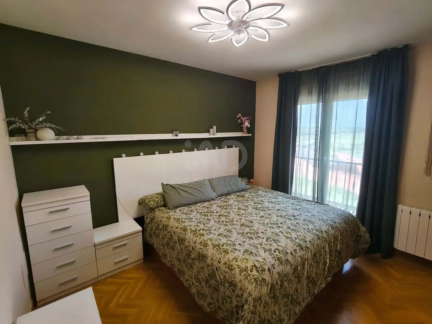 Habitación de Casa adosada en venta en Calera y Chozas con Aire acondicionado y Calefacción