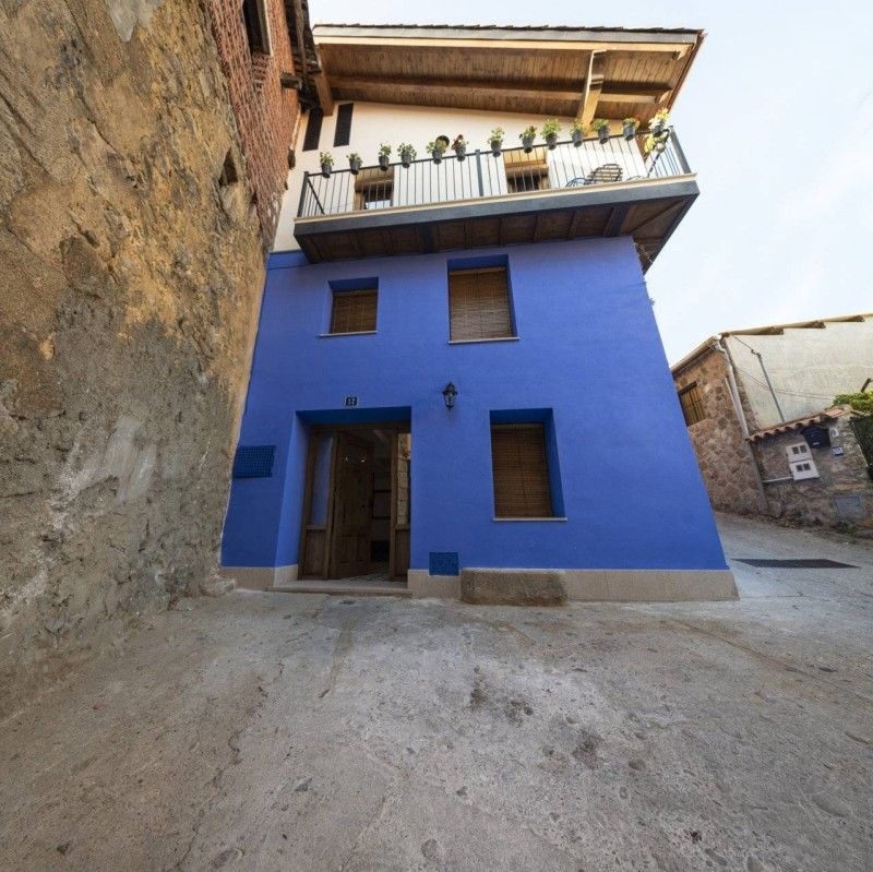 Exterior view of House or chalet for sale in Garganta la Olla  with Air Conditioner, Heating and Private garden