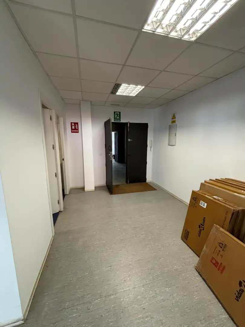 Büro zur Miete in Madrid mit Klimaanlage und Möbliert