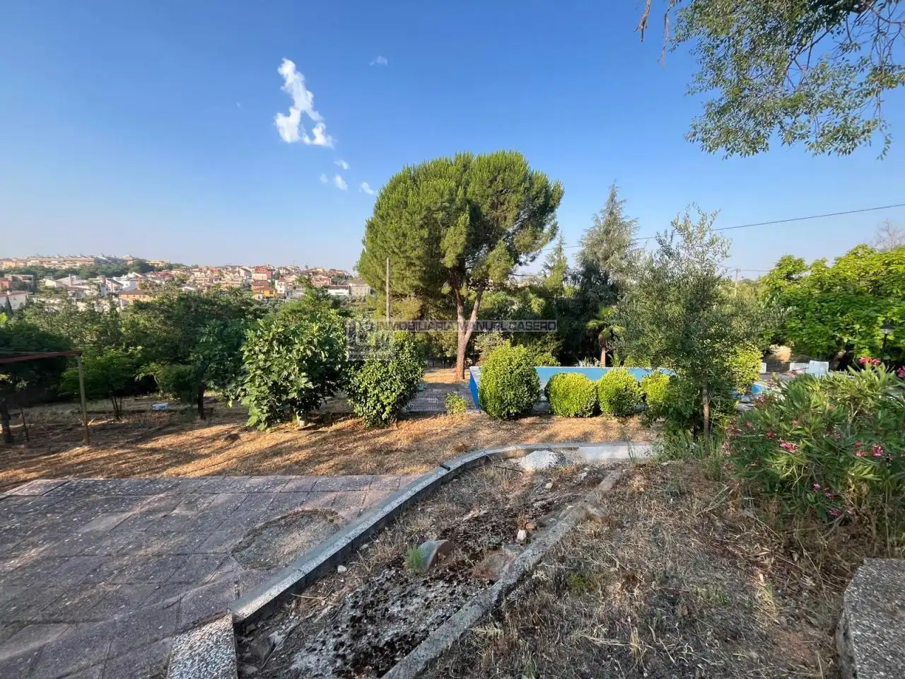 Jardí de Casa o xalet en venda en Cáceres amb Calefacció, Jardí privat i Traster