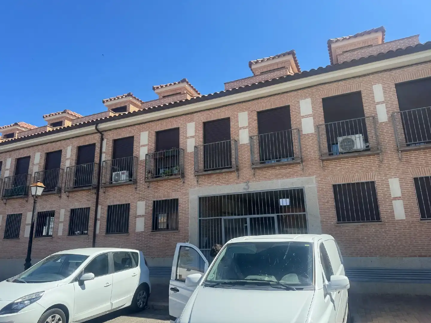 Vista exterior de Piso en venta en Villa del Prado