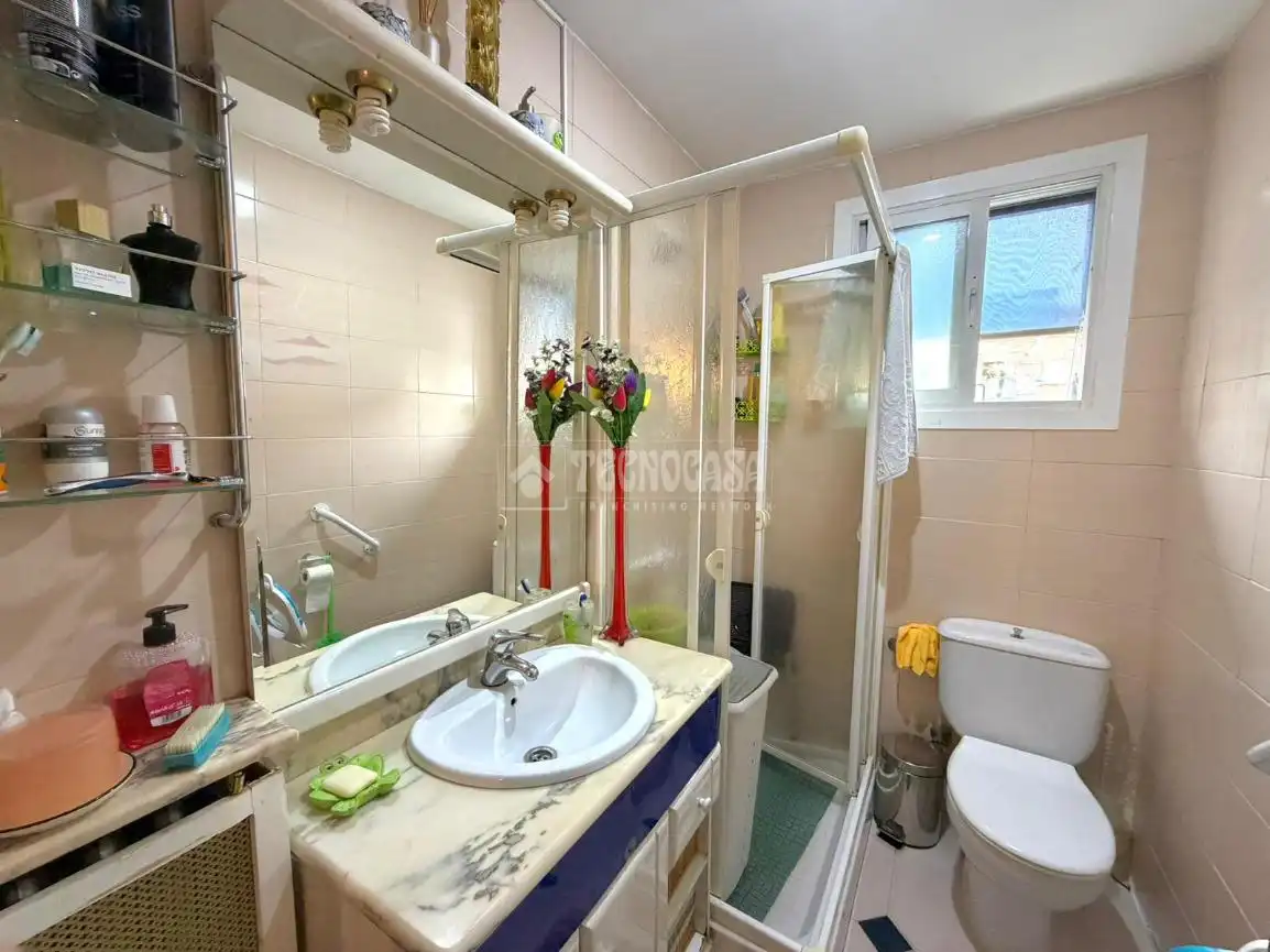 Baño de Casa o chalet en venta en San Martín de la Vega con Calefacción, Jardín privado y Terraza