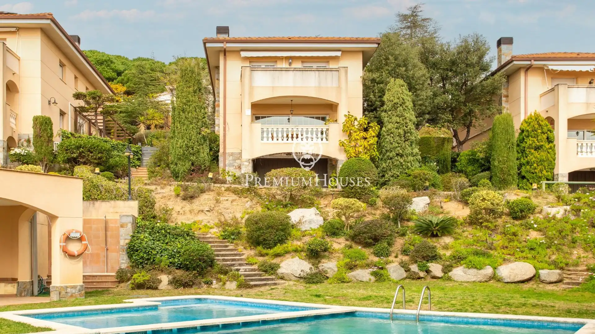 Vista exterior de Casa o chalet en venta en Teià con Aire acondicionado, Calefacción y Jardín privado