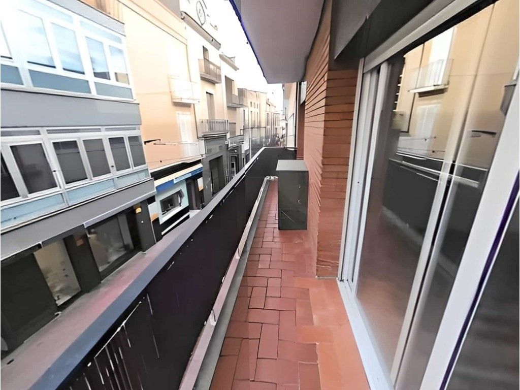 Vista exterior de Pis en venda en Sant Sadurní d'Anoia amb Calefacció, Forn i Balcó