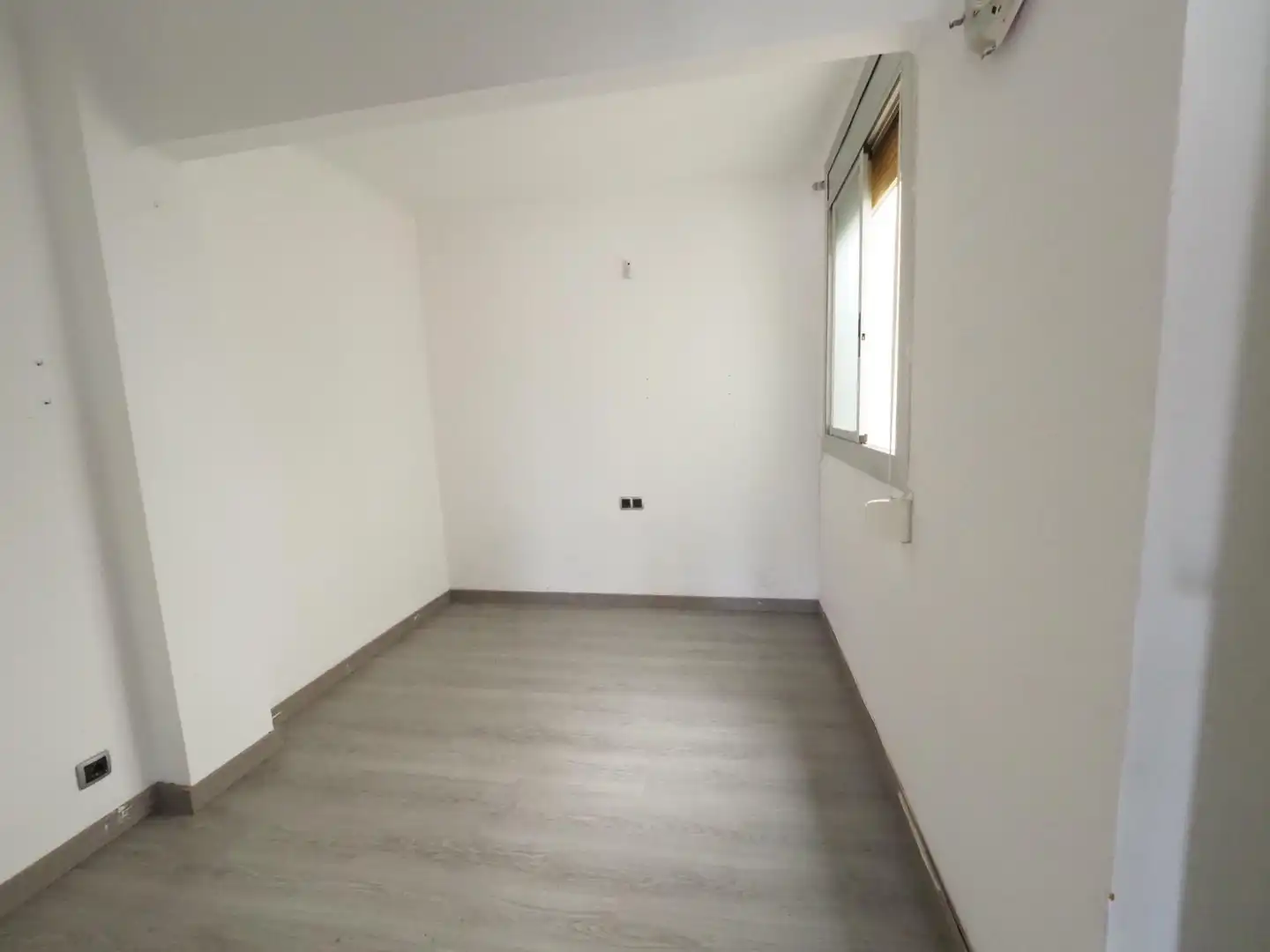 Dormitori de Àtic en venda en Terrassa amb Parquet