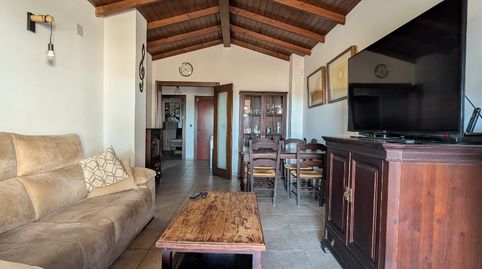 Foto 5 von Erdgeschoss zur Miete in Sierra de Estepona - Avda. de Andalucía, Estepona