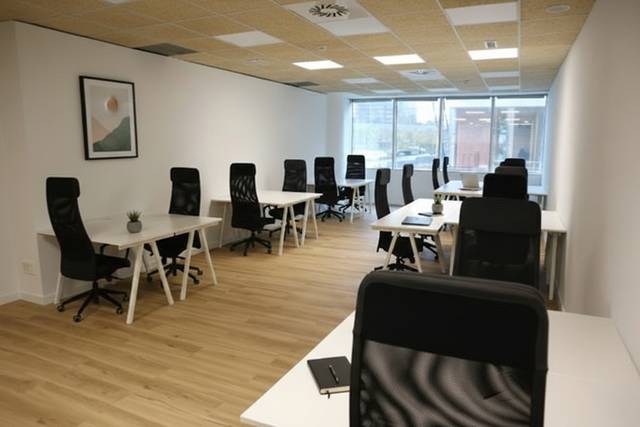 Oficina en Alquiler en Avenida de Manoteras, 24 en Virgen del Cortijo - Manoteras