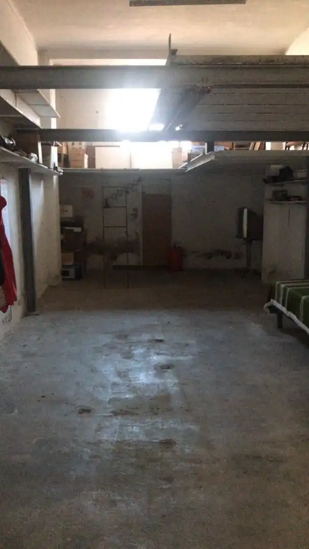 Local comercial en venda a Balaguer, imagen 2