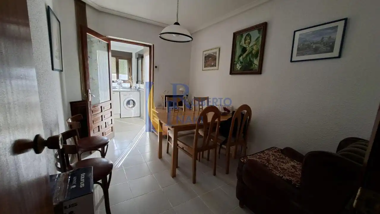 Casa con jardín en venta en Villamañán, imagen 7