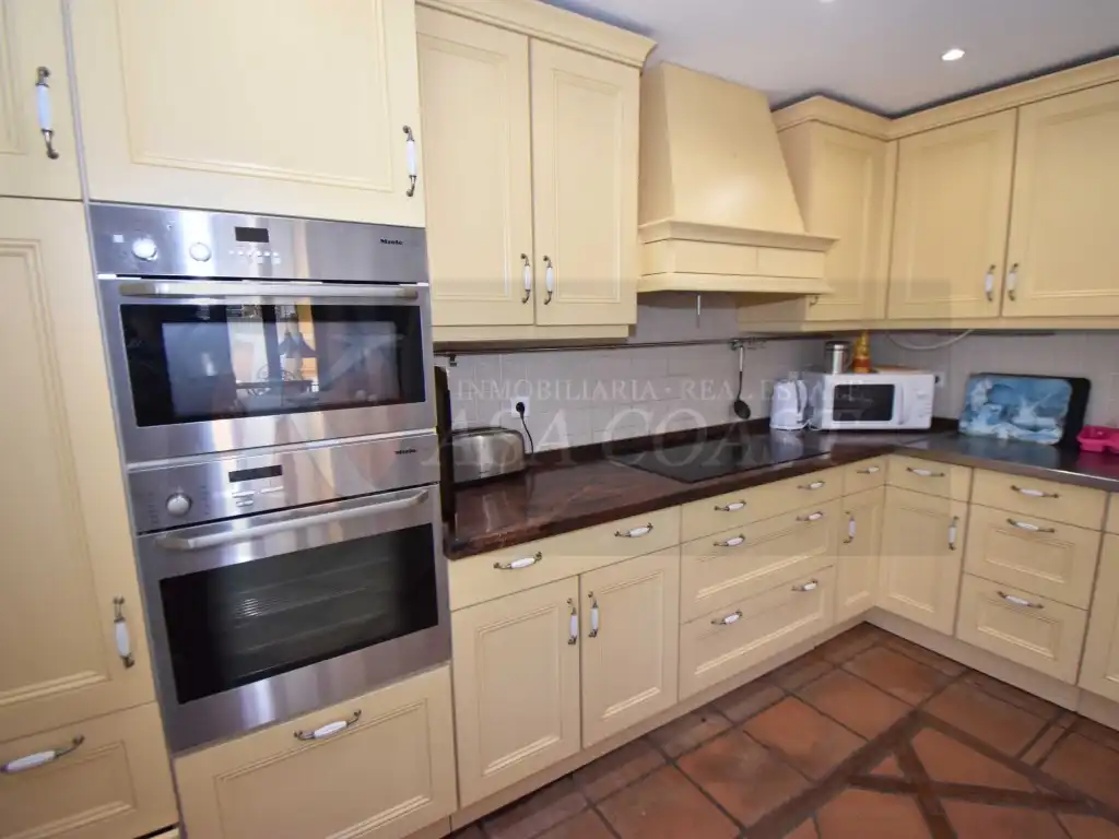 Cocina de Casa adosada en venta en Fuengirola con Aire acondicionado, Jardín privado y Terraza