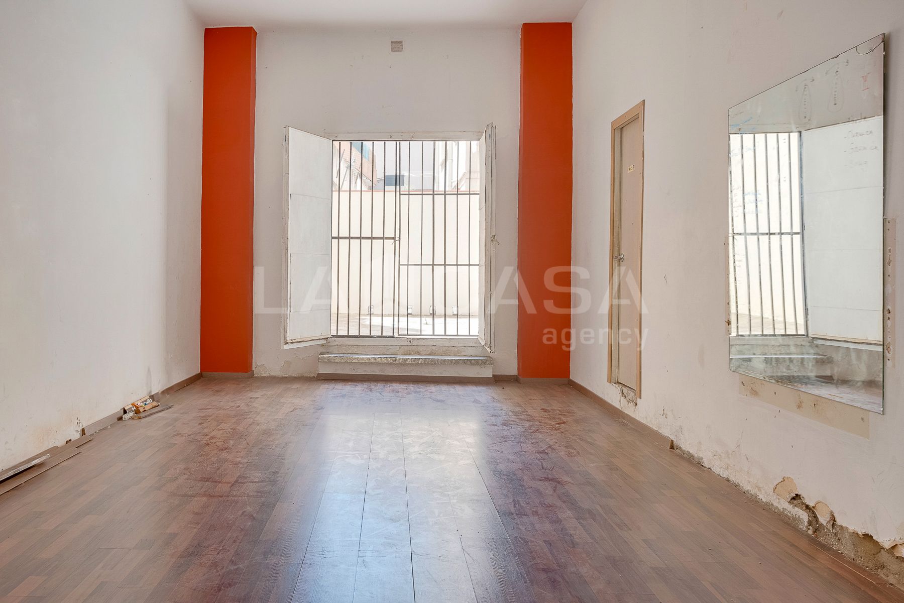 Local en venda en L'Hospitalet de Llobregat